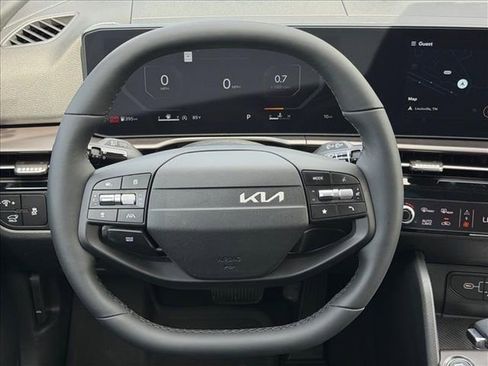 New 2026 Kia Sportage SX FWD image 19