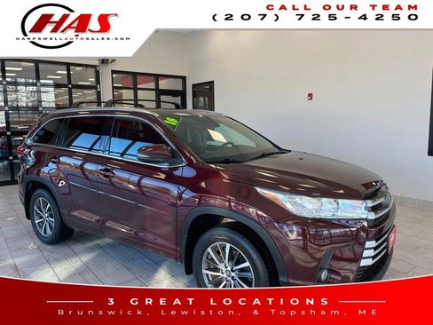 Used 2018 Toyota Highlander XLE image 8