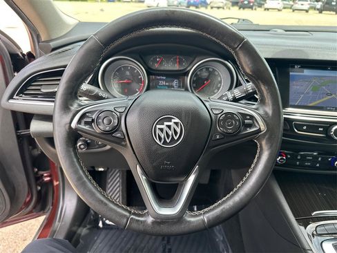 Used 2018 Buick Regal Essence w/ Driver Confidence Package #1 AWD/4WD image 18