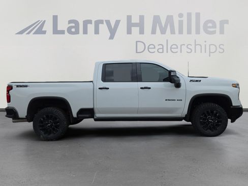 New 2026 Chevrolet Silverado 2500 LTZ w/ LTZ Plus Package image 6