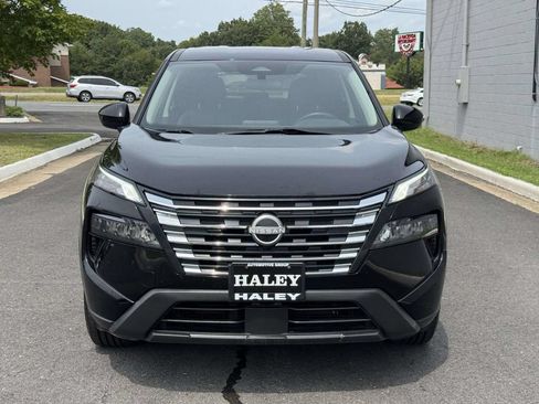 Used 2024 Nissan Rogue SV FWD image 25