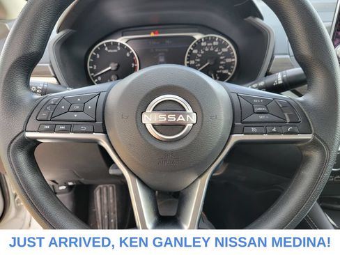 Certified 2023 Nissan Altima 2.5 SV AWD/4WD image 12