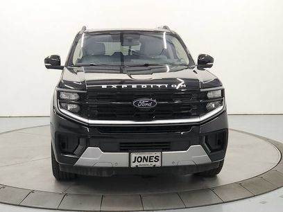 Used 2025 Ford Expedition Platinum w/ Driver's Package