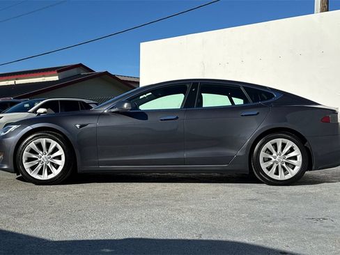 Used 2019 Tesla Model S 100D image 7