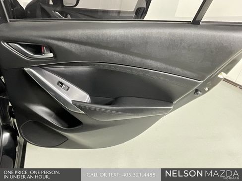 Used 2016 MAZDA MAZDA6 Touring w/ Touring Technology Package image 23