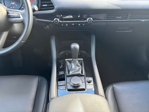 Used 2023 MAZDA MAZDA3 s image 27
