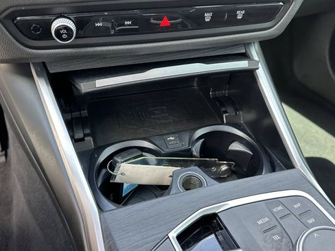 Certified 2025 BMW 430i Convertible w/ Premium Package RWD image 29