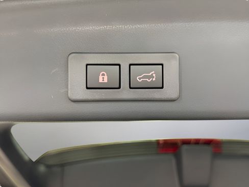 New 2025 Subaru Ascent Touring w/ Popular Package #2 image 10