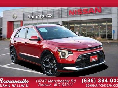 Used 2024 Kia Niro SX Touring