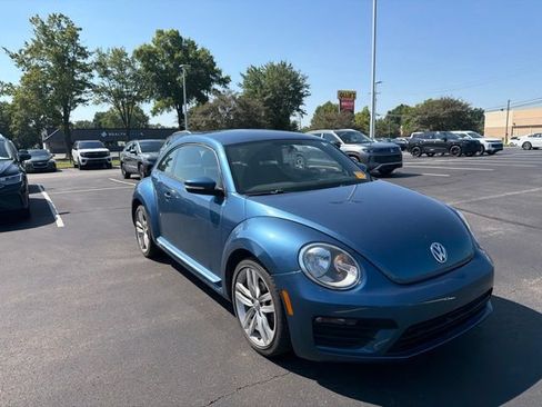 Used 2019 Volkswagen Beetle 2.0T S FWD image 11