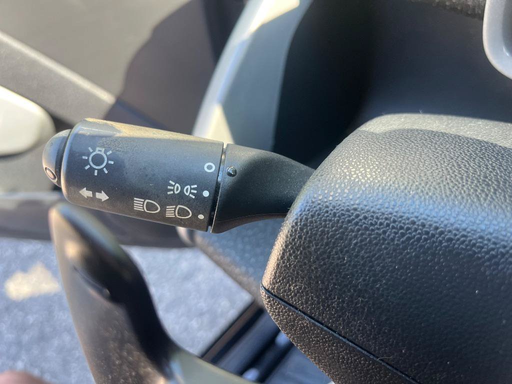 Used 2008 smart fortwo pure RWD image 16