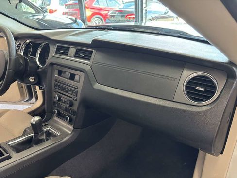 Used 2011 Ford Mustang V6 w/ 101A Rapid Spec Order Code image 14