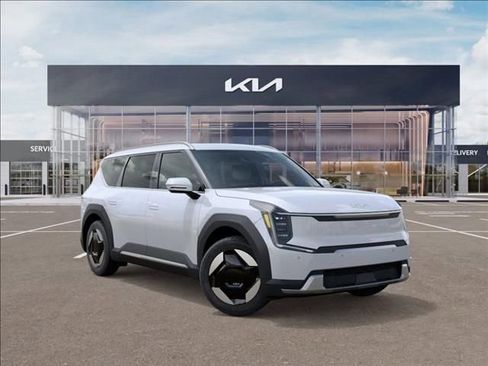 New 2025 Kia EV9 Wind AWD/4WD image 8