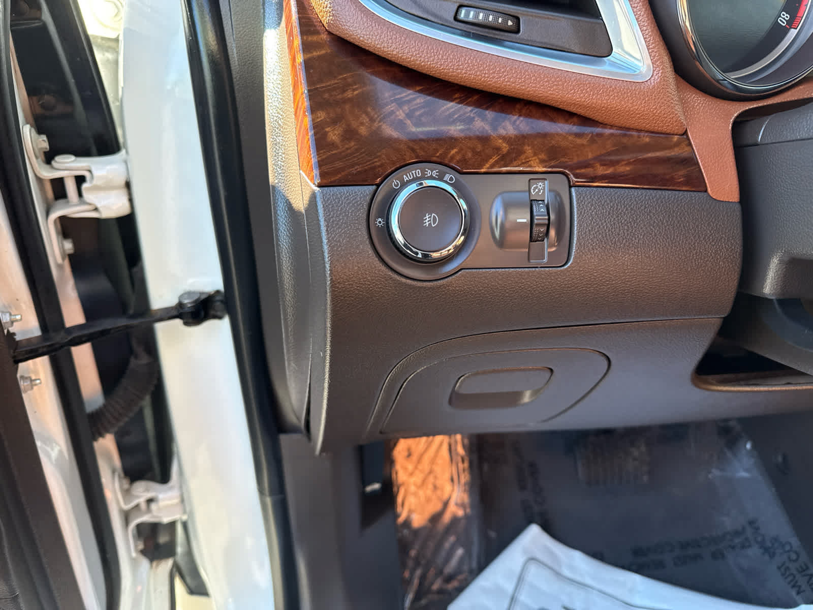 Used 2015 Buick Encore Leather w/ Experience Buick Package FWD image 17