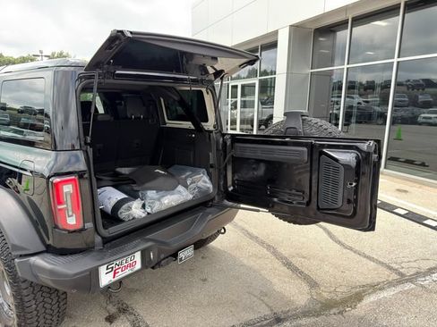 Used 2025 Ford Bronco Badlands w/ Sasquatch Package AWD/4WD image 46