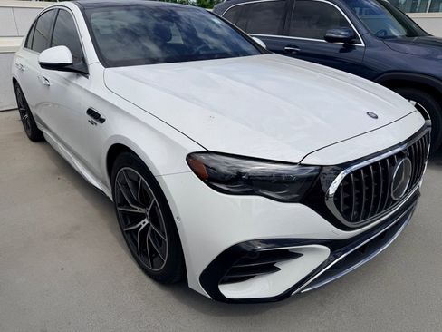 Used 2025 Mercedes-Benz E 53 AMG e 4MATIC Sedan image 4