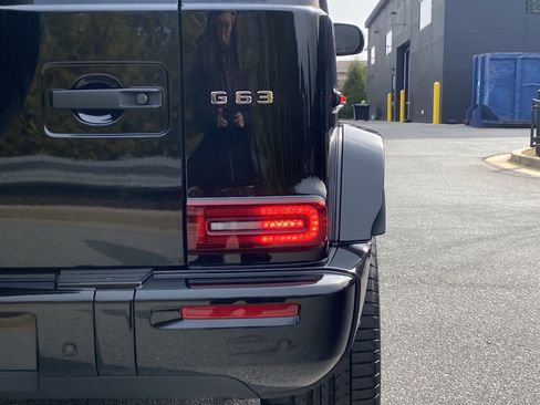 Used 2025 Mercedes-Benz G 63 AMG 4MATIC w/ Manufactur Interior Package image 44