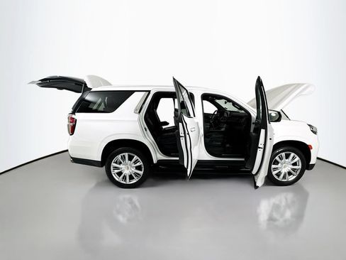 Used 2021 Chevrolet Tahoe High Country AWD/4WD image 34