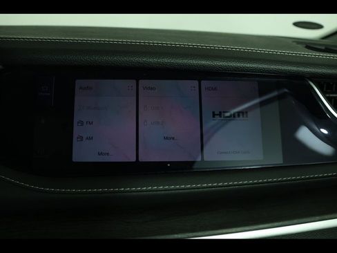 Used 2023 Jeep Grand Cherokee Limited image 29