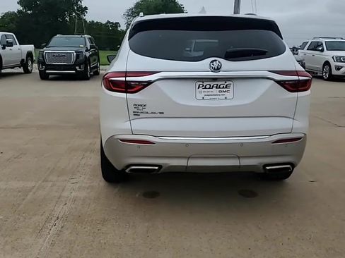 Used 2021 Buick Enclave Essence w/ Sound and Sites Package AWD/4WD image 7