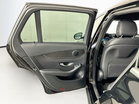 Used 2022 Mercedes-Benz GLC 300 4MATIC w/ Multimedia Package Lite image 28