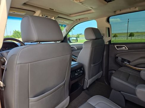 Used 2017 GMC Yukon XL Denali w/ Open Road Package RWD image 17