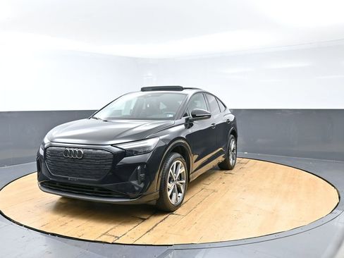 Used 2023 Audi Q4 e-tron Premium Plus w/ Premium Plus image 8