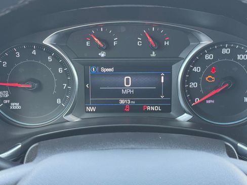 Used 2024 Chevrolet Equinox LT AWD/4WD image 9