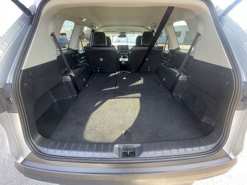 Used 2025 Toyota Grand Highlander XLE image 31