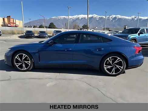 Used 2022 Audi e-tron GT Prestige image 6