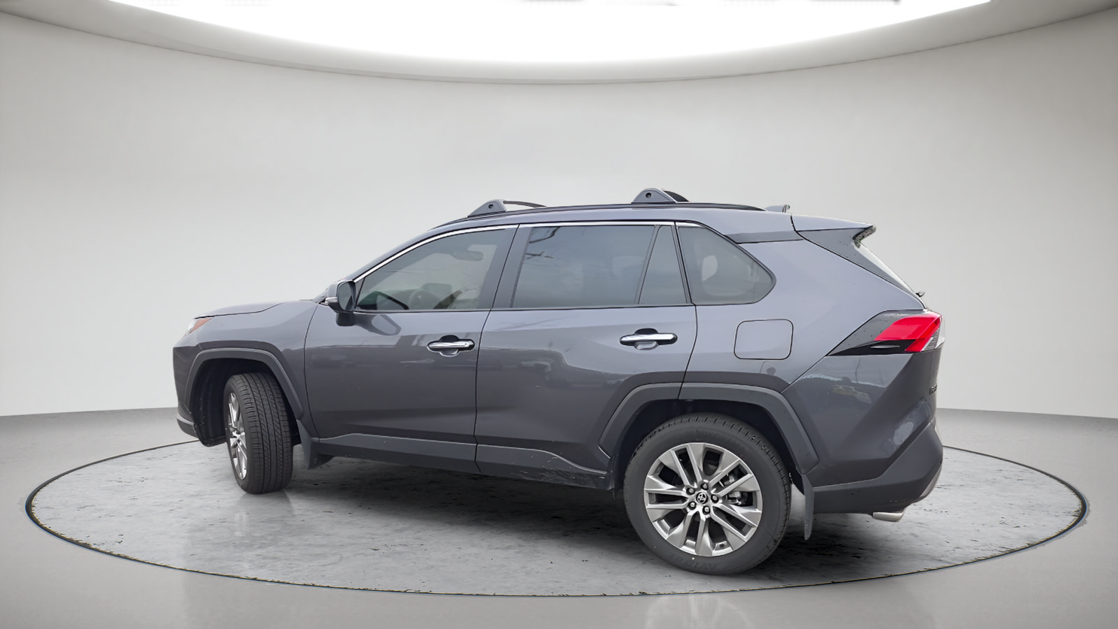 Used 2025 Toyota RAV4 Limited w/ Advanced Technology Package AWD/4WD image 10