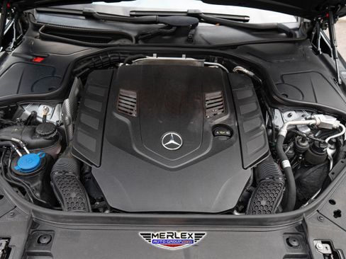 Used 2019 Mercedes-Benz S 560 4MATIC Sedan w/ Premium Package image 56
