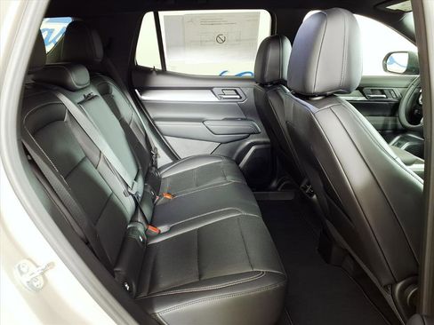 New 2026 GMC Terrain Elevation w/ Elevation Premium Package image 19