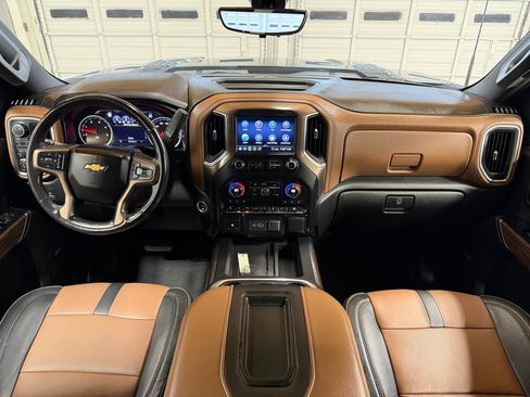 Used 2020 Chevrolet Silverado 2500 High Country AWD/4WD image 23