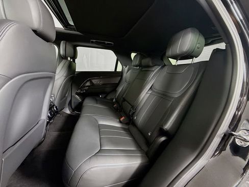 Used 2025 Land Rover Range Rover Sport Dynamic SE AWD/4WD image 24