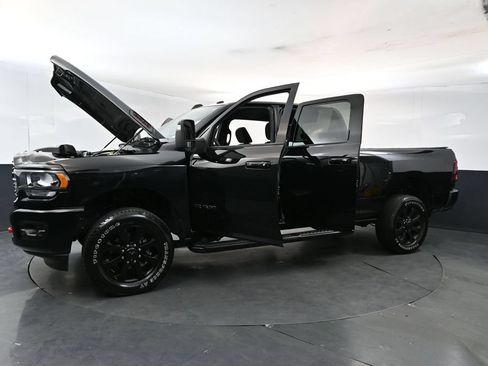 Used 2024 RAM 2500 Big Horn w/ Night Edition AWD/4WD image 27