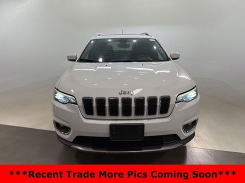 Used 2019 Jeep Cherokee Limited image 2