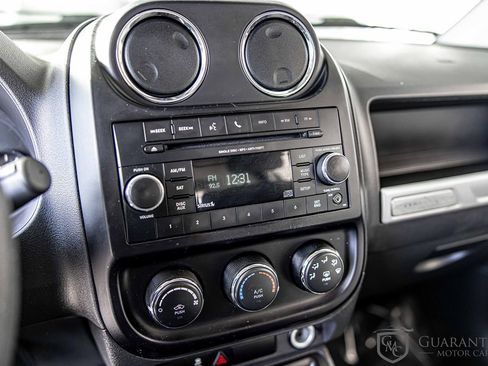 Used 2017 Jeep Compass Sport w/ Power Value Group image 24