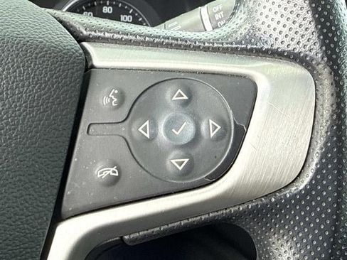 Used 2022 GMC Acadia SLE w/ Driver Convenience Package FWD image 23