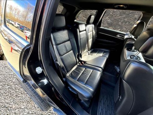 Used 2015 Jeep Grand Cherokee Limited image 24