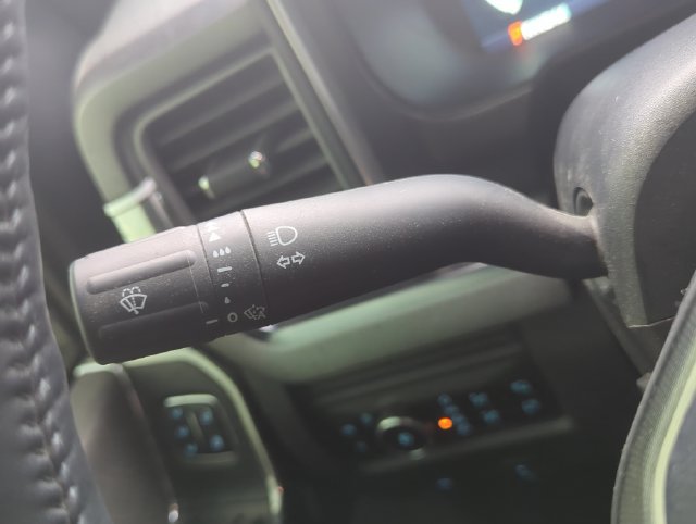 Used 2025 Ford F350 Platinum AWD/4WD image 32