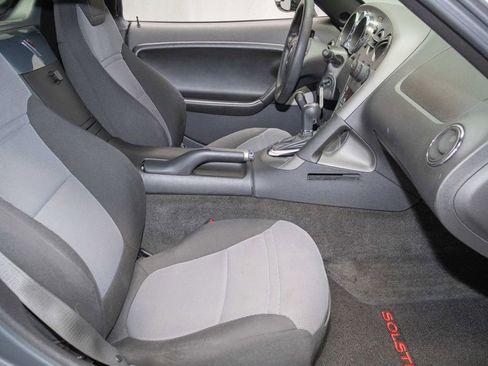 Used 2008 Pontiac Solstice Convertible w/ Convenience Package RWD image 12