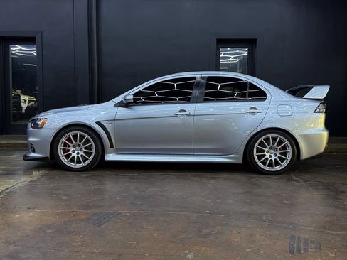 Used 2015 Mitsubishi Lancer Evolution GSR image 5