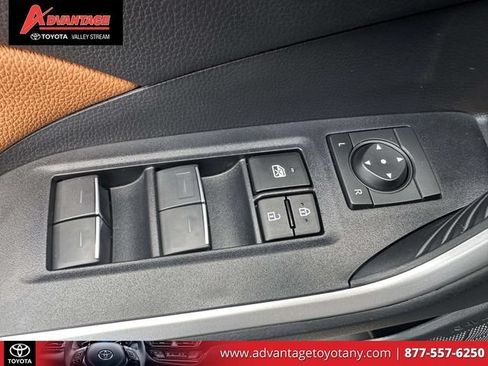 Used 2023 Toyota RAV4 XLE w/ Convenience Package AWD/4WD image 21