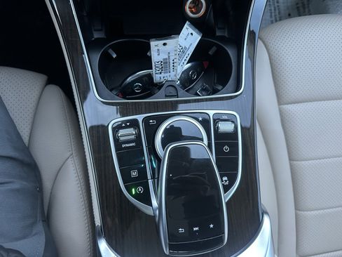 Used 2017 Mercedes-Benz GLC 300 4MATIC w/ Premium 3 Package image 11