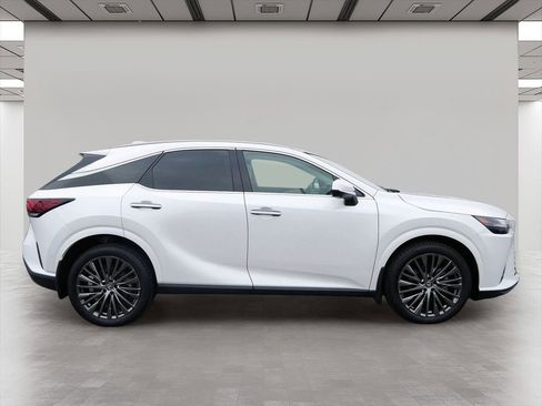 Used 2024 Lexus RX 350 AWD w/ Convenience Package image 7