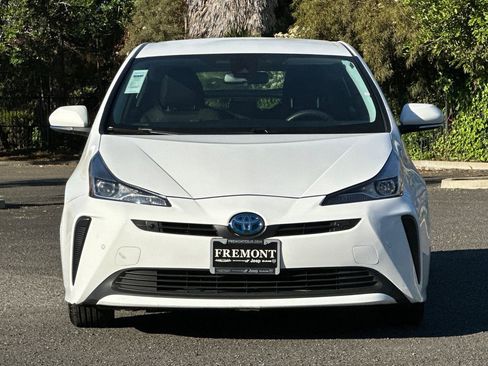 Used 2022 Toyota Prius LE image 8