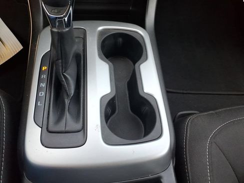 Used 2022 Chevrolet Colorado LT RWD image 24