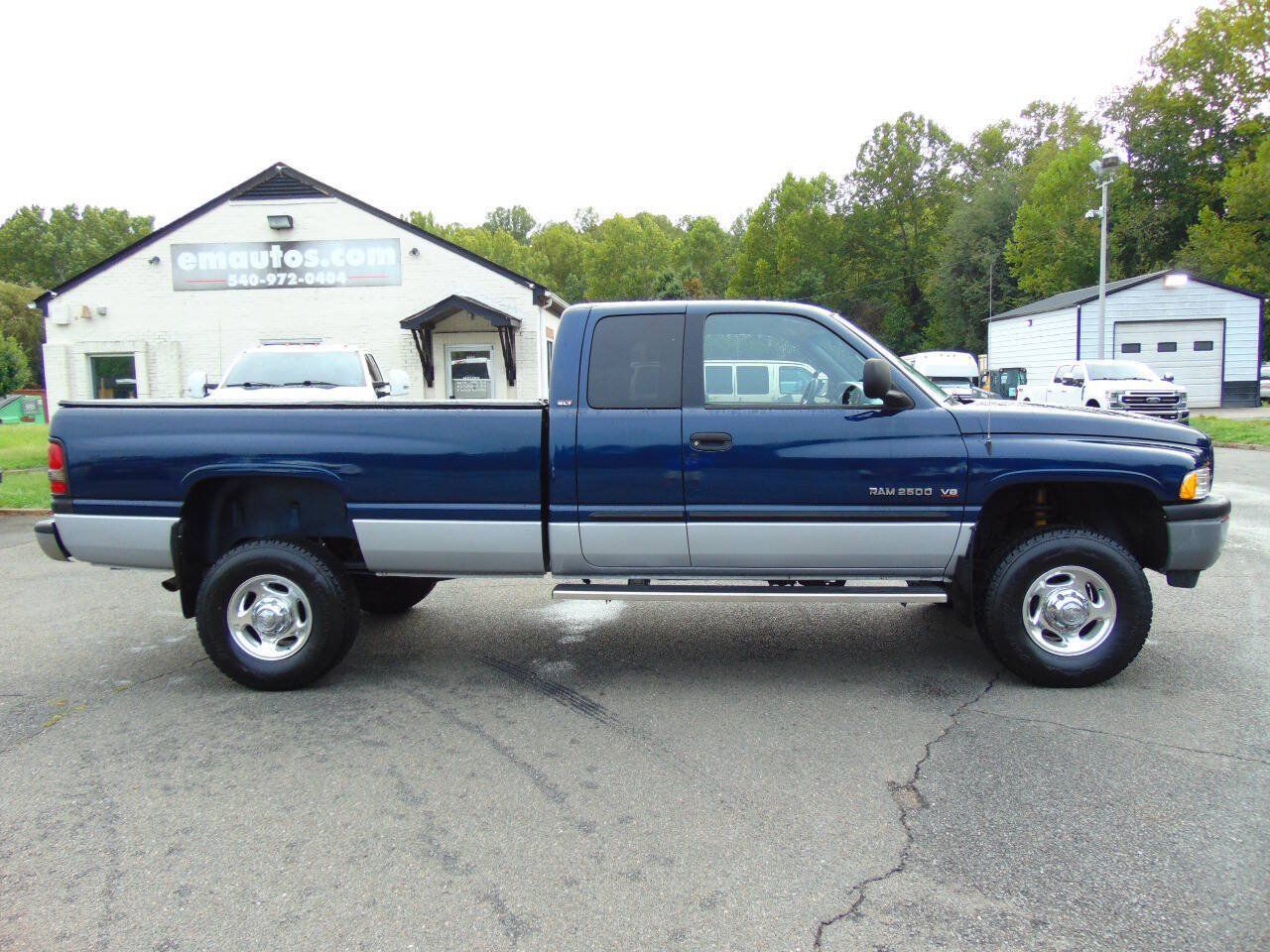 Used 2002 Dodge Ram 2500 Truck 4x4 Quad Cab image 2