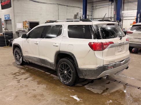 Used 2018 GMC Acadia SLT image 4